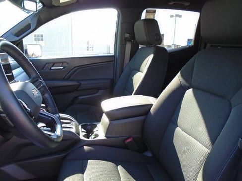 Certified 2024 Chevrolet Colorado LT w/ LT Convenience Package II image 17