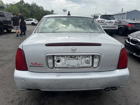 Used 2002 Cadillac De Ville DTS w/ Premium Equipment Pkg image 7
