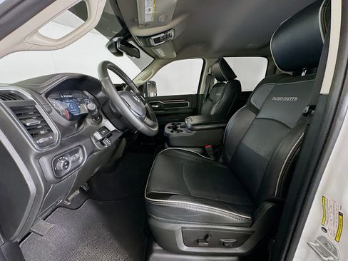 Used 2024 RAM 2500 Laramie image 13