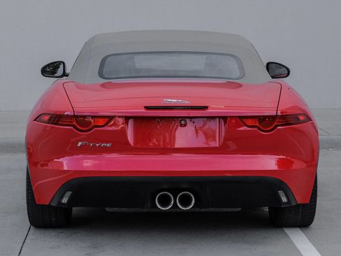 Used 2014 Jaguar F-TYPE Convertible RWD image 5