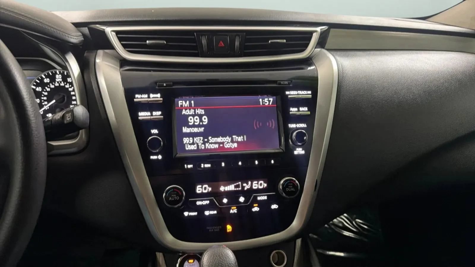 Used 2015 Nissan Murano S FWD image 13