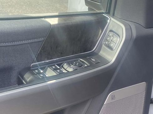 New 2025 Ford F350 Lariat w/ Lariat Ultimate Package image 13