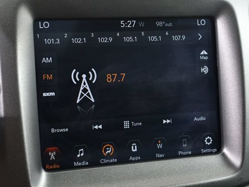 Used 2017 Jeep Compass Trailhawk w/ Leather Interior Group AWD/4WD image 30