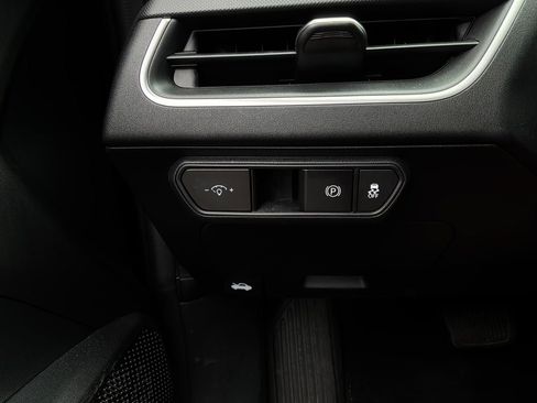 Used 2025 Kia K4 FWD image 21