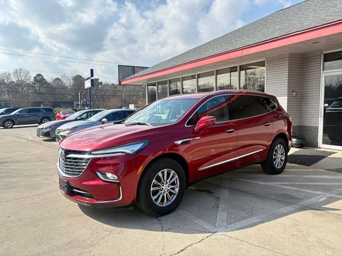 Used 2024 Buick Enclave Premium image 8