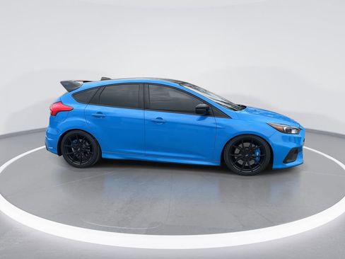 Used 2018 Ford Focus RS image 9