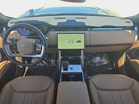 Used 2026 Land Rover Range Rover Long Wheelbase SE AWD/4WD image 9