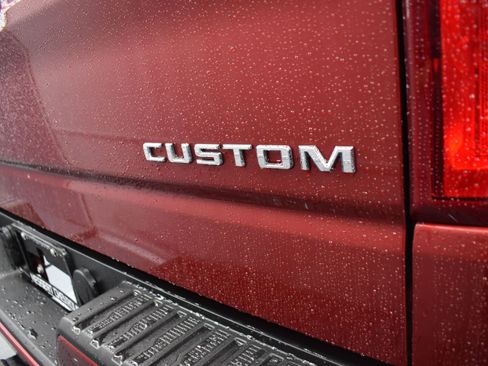 Certified 2022 Chevrolet Silverado 1500 Custom image 30