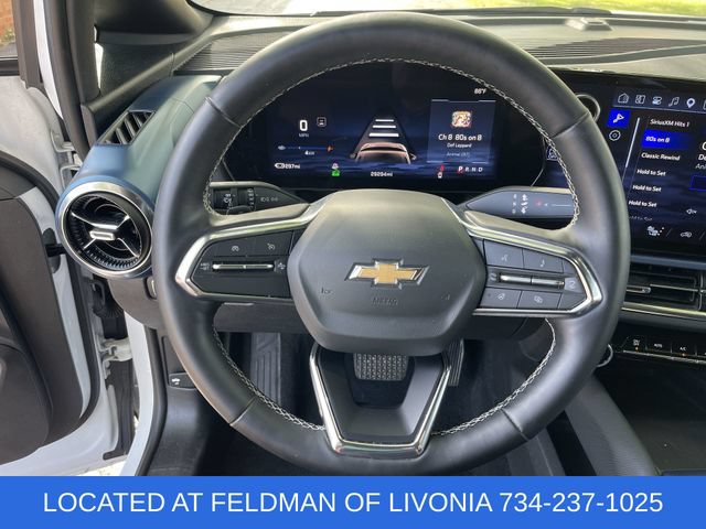Certified 2024 Chevrolet Equinox EV LT FWD image 11