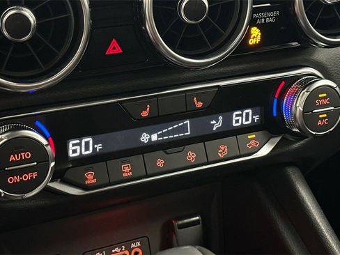 New 2025 Nissan Sentra SR w/ Midnight Edition image 20