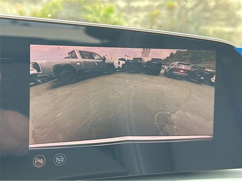 New 2025 Cadillac Lyriq Luxury image 6