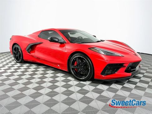 Used 2024 Chevrolet Corvette Stingray Preferred Conv w/ Z51 Performance Package RWD image 9