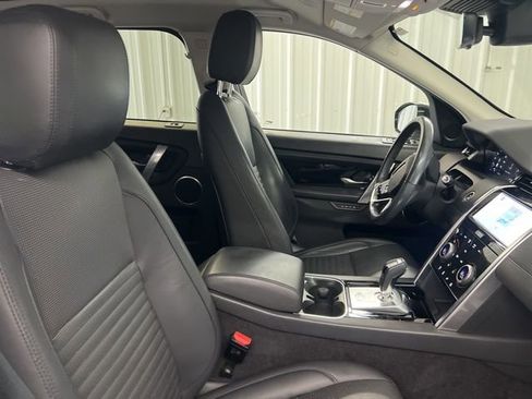 Used 2021 Land Rover Discovery Sport SE image 24