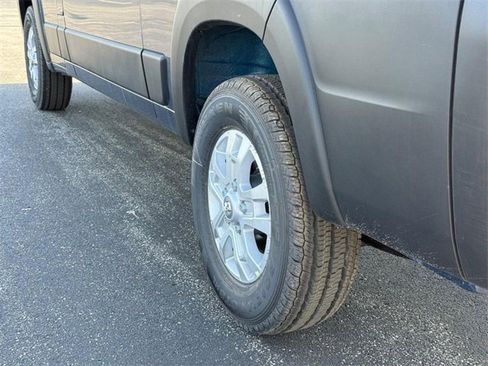 New 2025 RAM ProMaster 2500 w/ Quick Order Package 22G SLT image 6