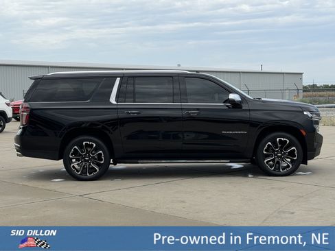 Certified 2023 Chevrolet Suburban Premier w/ LPO, Illumination Package AWD/4WD image 3