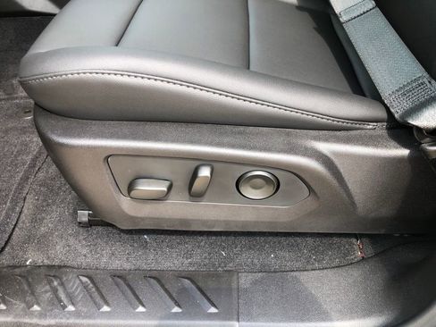 New 2026 Chevrolet Colorado LT w/ LT Convenience Package RWD image 13
