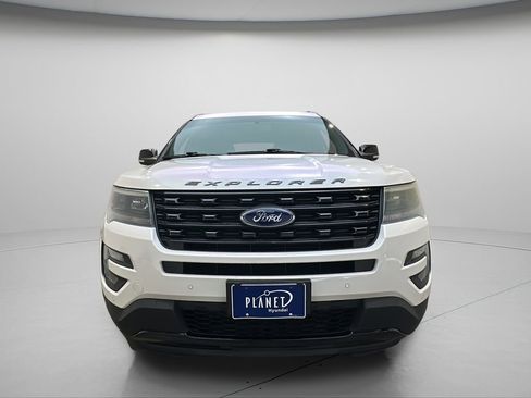 Used 2016 Ford Explorer Sport AWD/4WD image 8