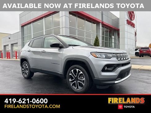 Used 2022 Jeep Compass Limited w/ Sun and Sound Group image 1