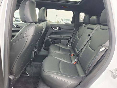 Used 2025 Jeep Compass Limited w/ High Altitude Package image 14