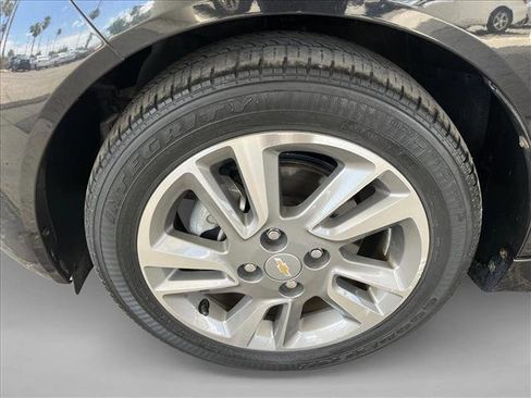 Used 2015 Chevrolet Spark LT FWD image 23