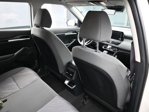 Used 2024 Kia Seltos LX image 40