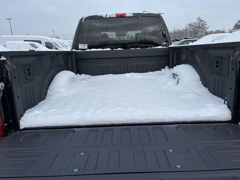 New 2026 Ford F250 Lariat w/ Black Appearance Package image 23