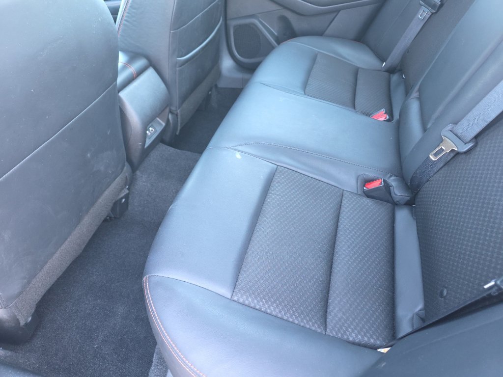 Used 2025 Nissan Altima 2.5 SR FWD image 11