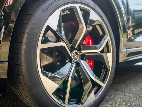 Used 2023 Audi RS Q8 image 54