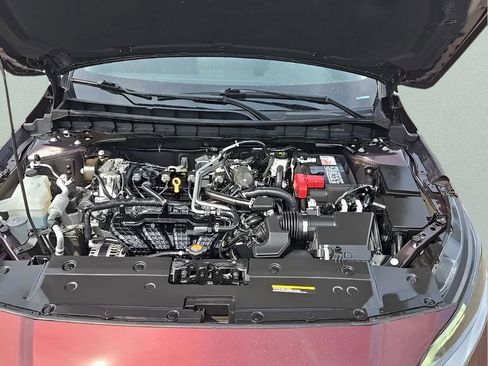 Used 2024 Nissan Altima 2.5 SL FWD image 7