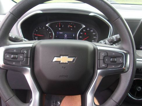 Used 2022 Chevrolet Blazer LT AWD/4WD image 13