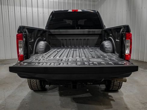 Used 2019 Ford F250 XLT w/ XLT Premium Package image 59