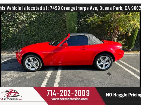 Used 2006 MAZDA MX-5 Miata Touring RWD image 11