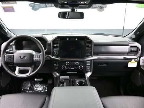 New 2025 Ford F150 Lariat w/ Equipment Group 501A Mid image 28