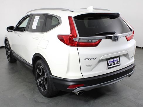 Used 2018 Honda CR-V Touring image 3