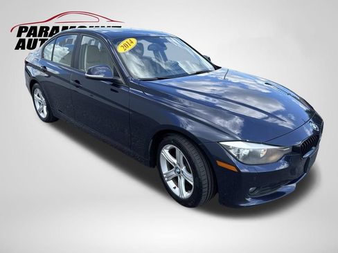 Used 2014 BMW 328i xDrive Sedan AWD/4WD image 3