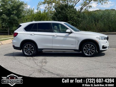 Used 2017 BMW X5 xDrive50i w/ Executive Package image 10