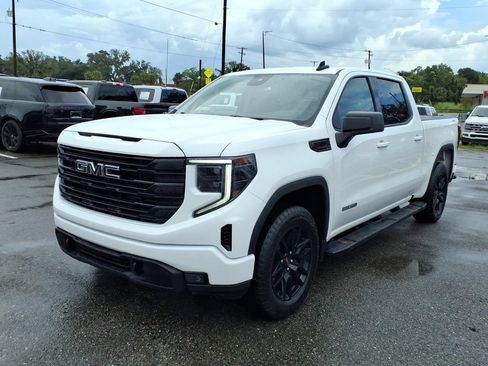 Used 2024 GMC Sierra 1500 Elevation AWD/4WD image 3