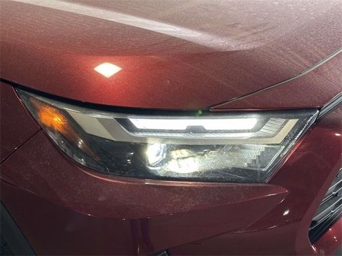 New 2025 Toyota RAV4 LE image 9