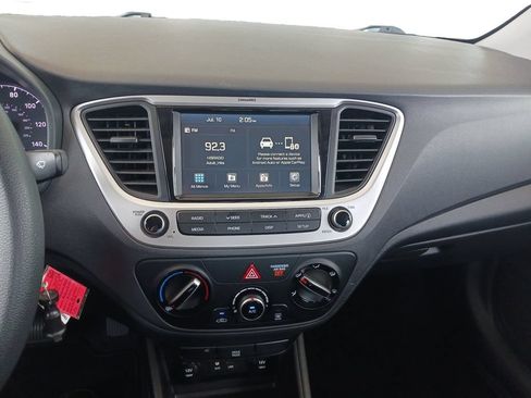Used 2022 Hyundai Accent SEL FWD image 12