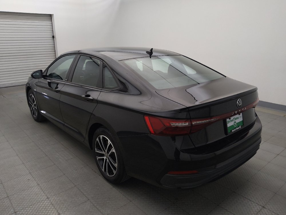 Used 2025 Volkswagen Jetta Sport FWD image 5