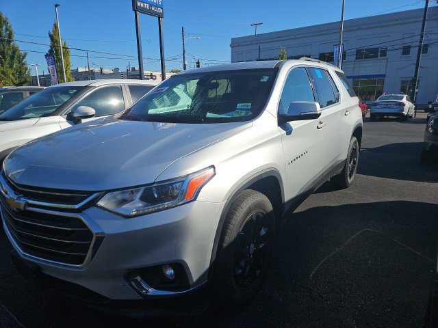 Used 2020 Chevrolet Traverse LT w/ Driver Confidence II Package AWD/4WD image 7