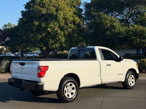 Used 2019 Nissan Titan S w/ S Utility Package image 5