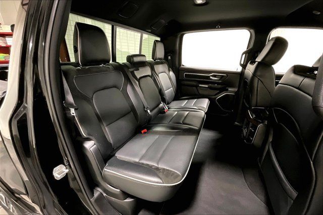 Used 2025 RAM 1500 Laramie AWD/4WD image 27