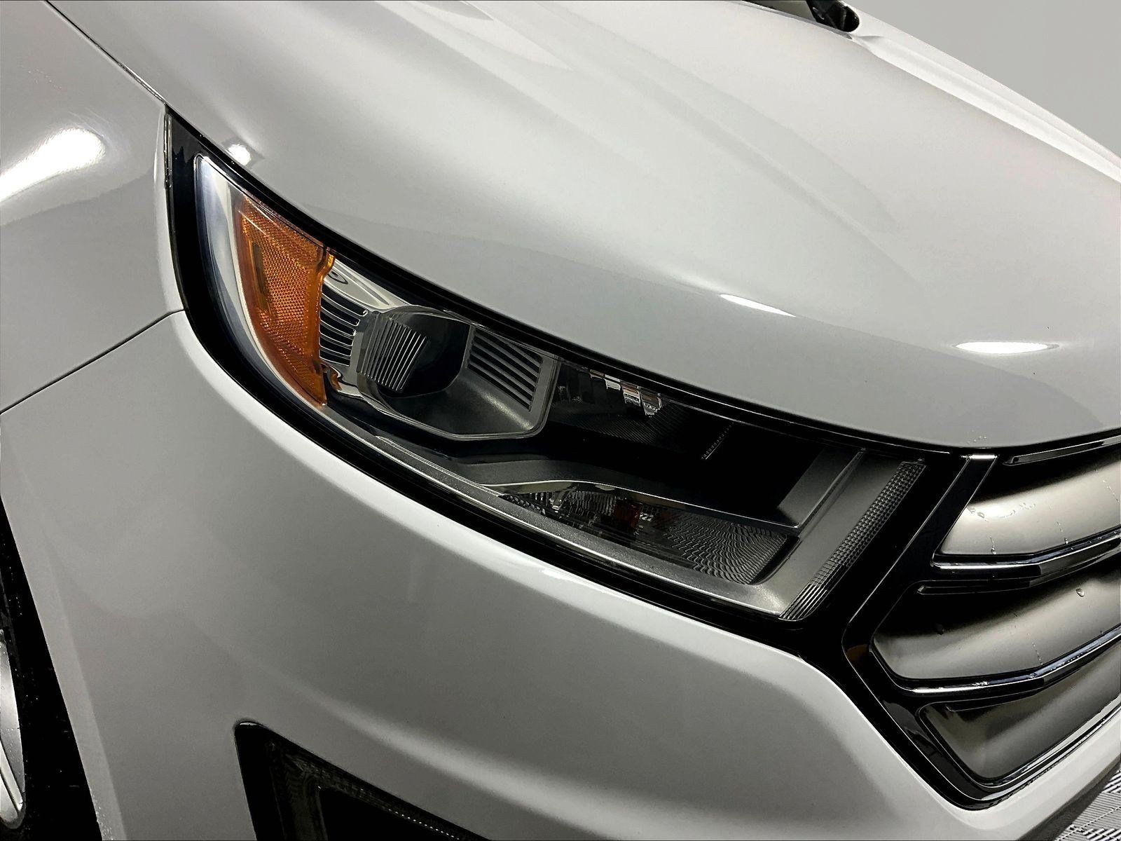 Used 2015 Ford Edge SEL w/ Equipment Group 201A AWD/4WD image 28