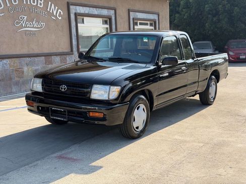 Used 1998 Toyota Tacoma 2WD Xtracab image 2