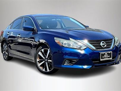 Used 2016 Nissan Altima 2.5 SR
