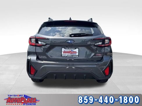 Used 2024 Subaru Crosstrek 2.0i Premium AWD/4WD image 11