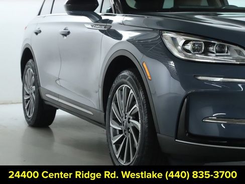 Certified 2023 Lincoln Corsair Reserve AWD/4WD image 9