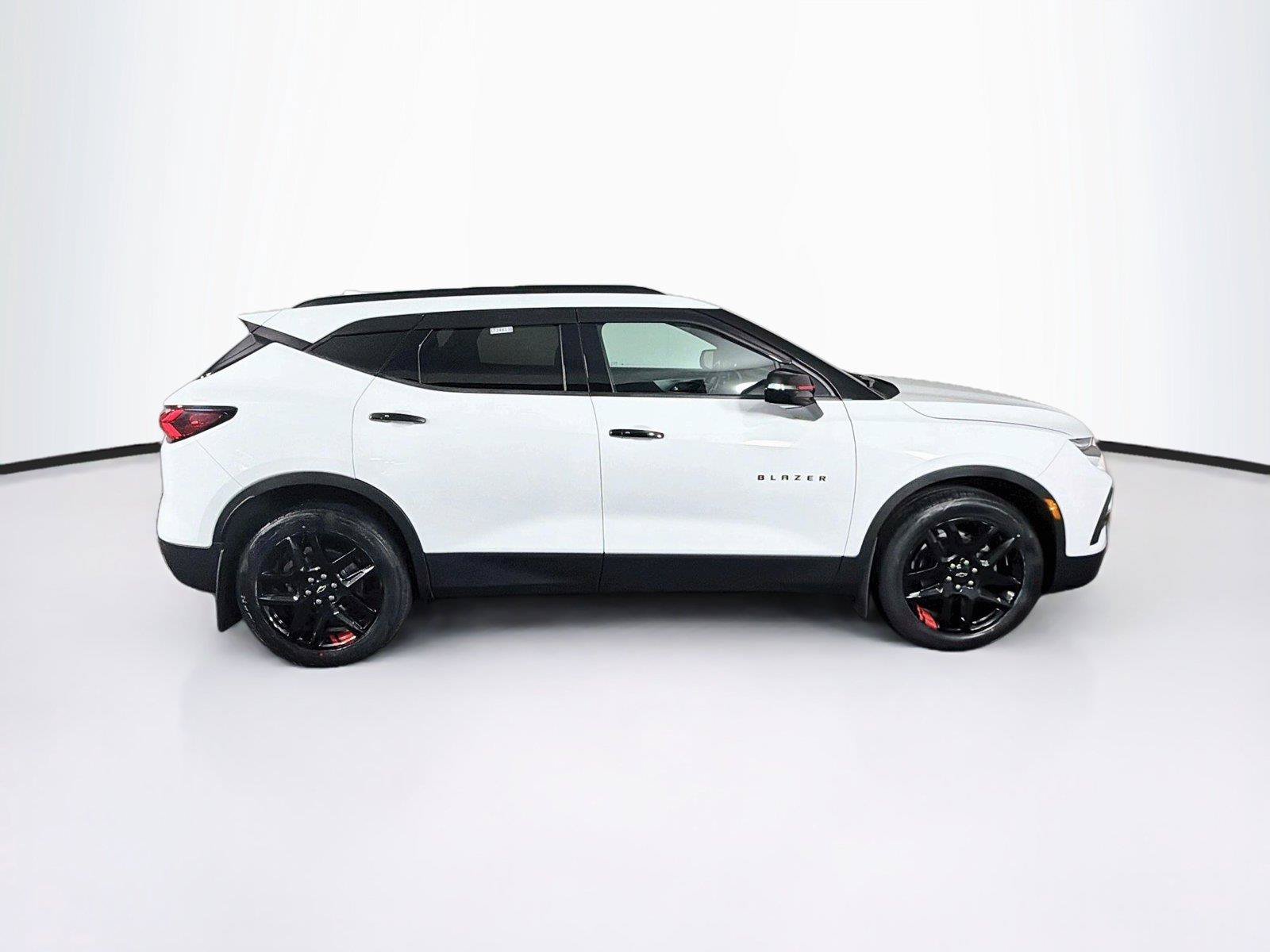 Used 2020 Chevrolet Blazer LT w/ Redline Edition AWD/4WD image 12