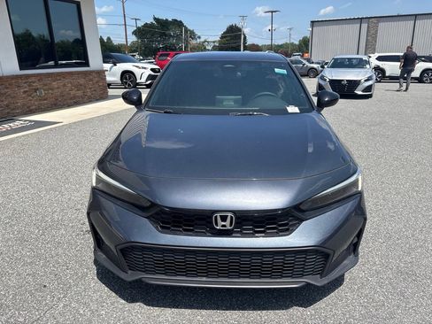 Used 2025 Honda Civic Sport image 11